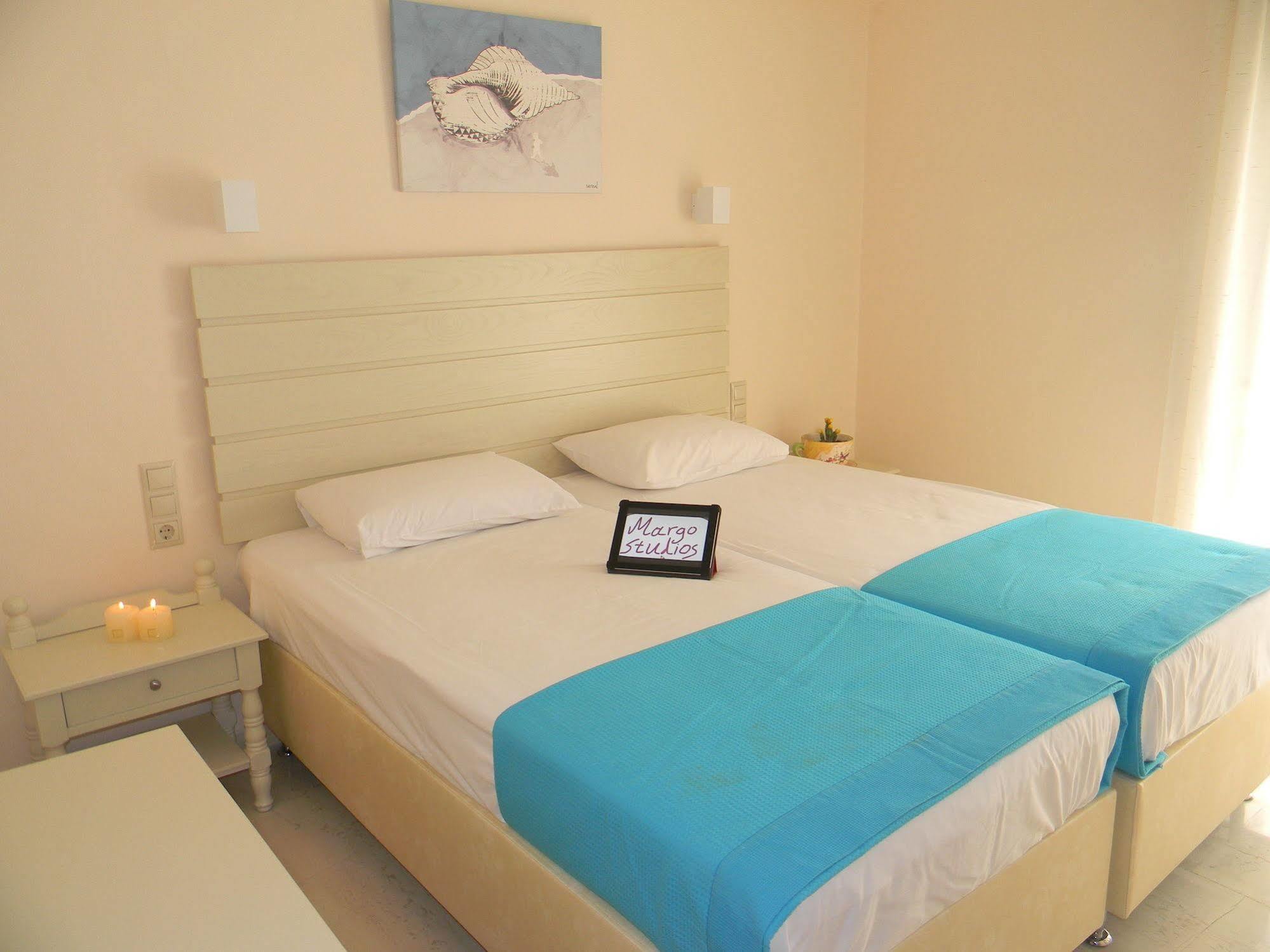 Naxos City Margo Studios מראה חיצוני תמונה