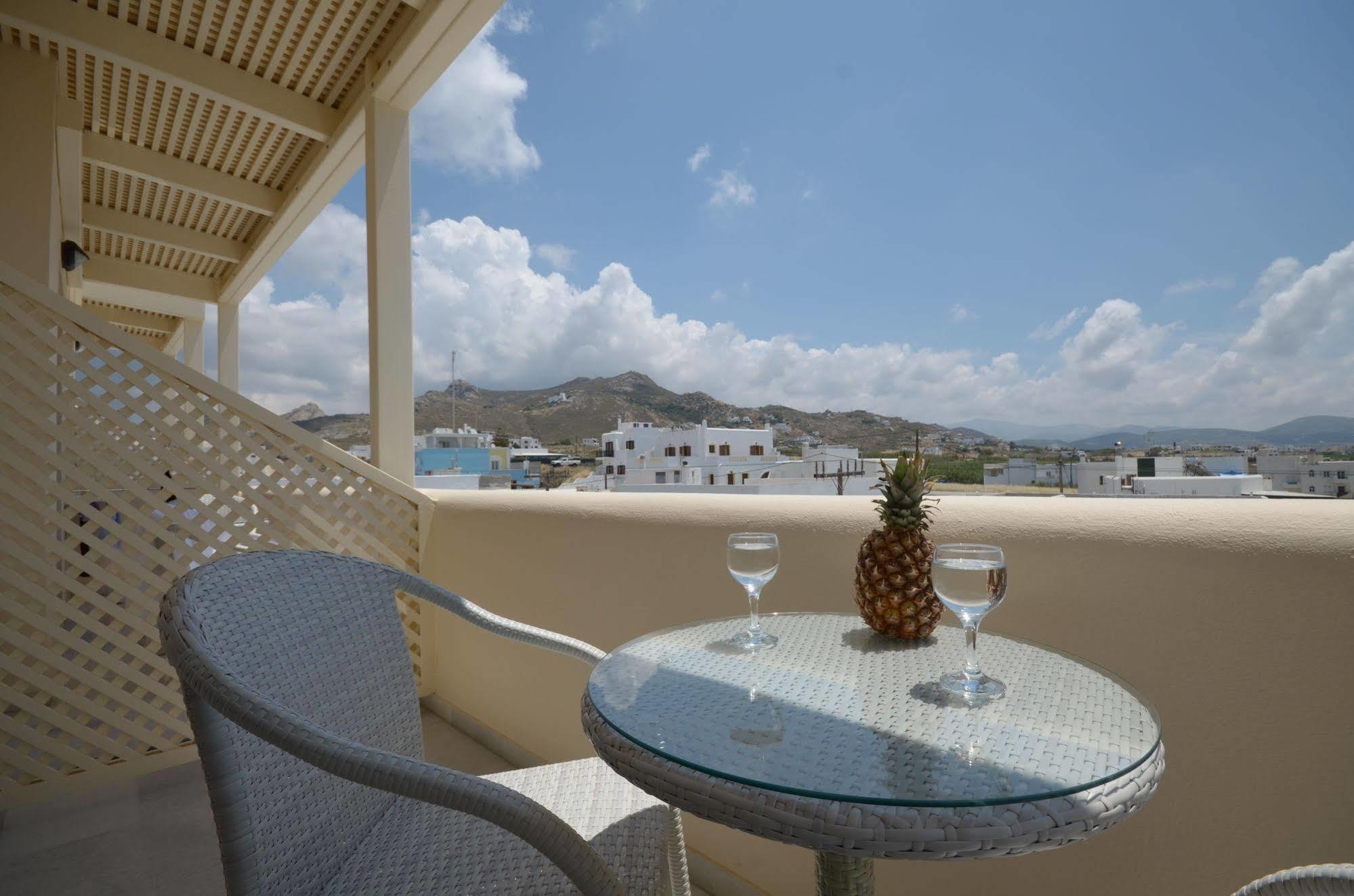 Naxos City Margo Studios מראה חיצוני תמונה